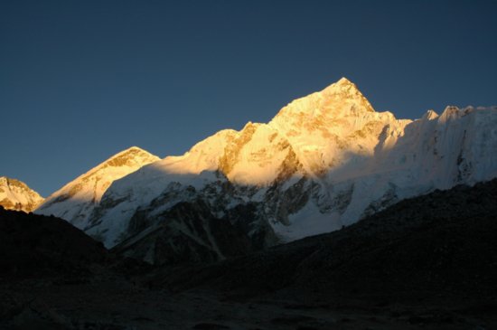 Almost back to Gorak Shep (5,160m), Everest Base Camp, Nepal